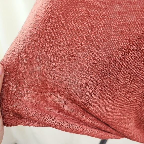 Vocal rust wrap top with crochet lace details NEW - Picture 6 of 7